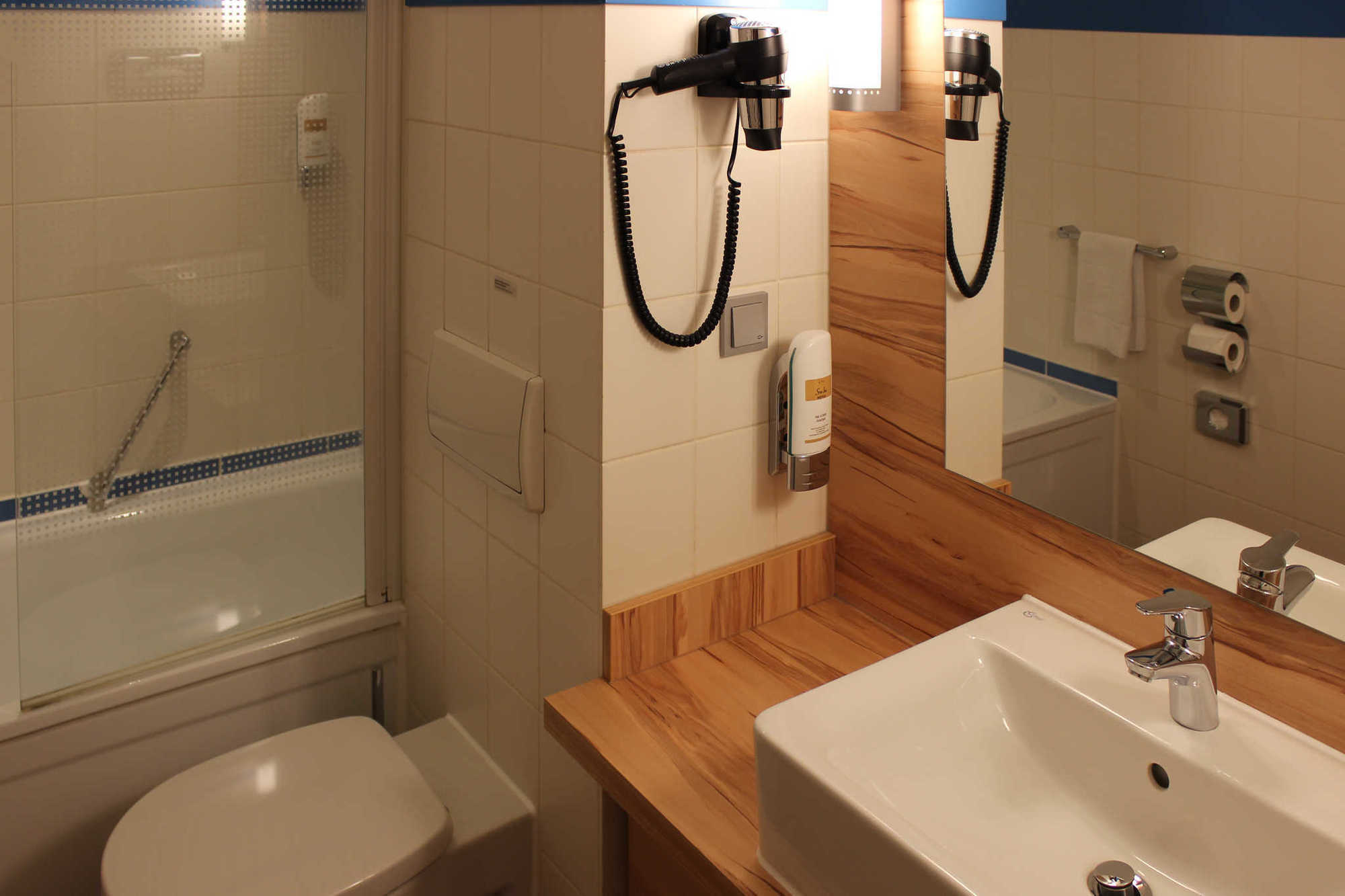 Quality Hotel, Star Inn Premium Brema Habitación foto